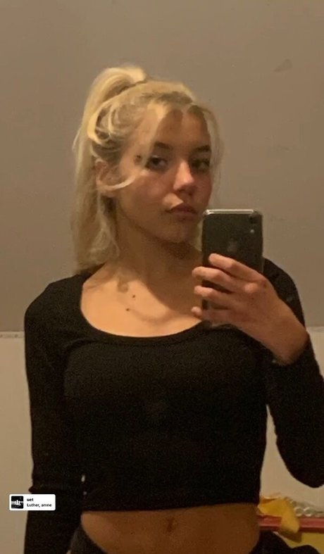 linemettler ポルノスター 美しい 写真