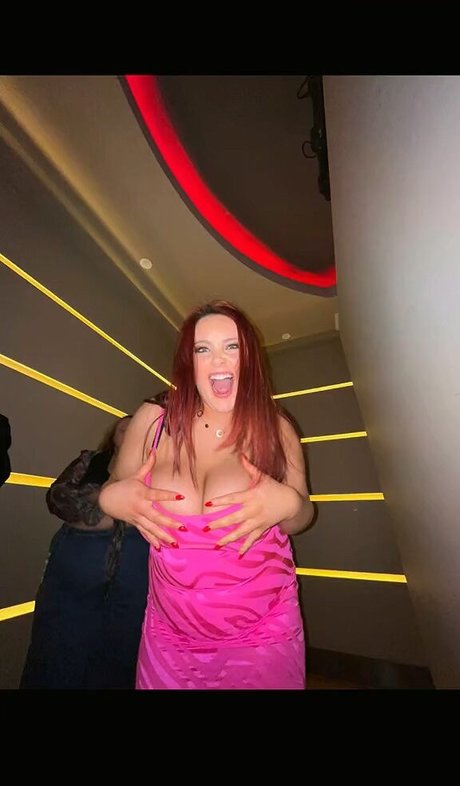 Raphaela S セクシーモデル 画像