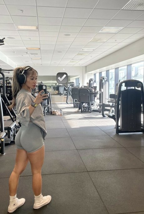 マッサージセラピストオンリーファンズ ポルノ 写真