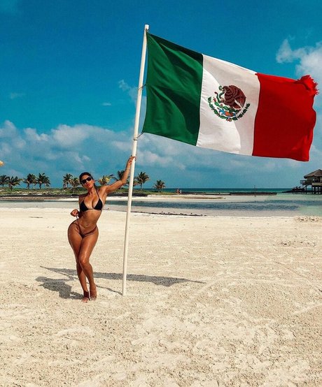 Ivette Saucedo ポルノスター ベスト 写真