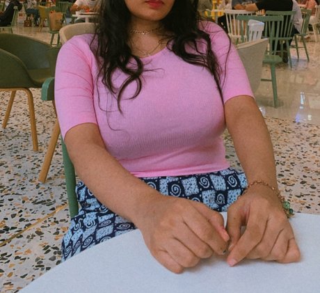 ママのアナルオンリーファンズ HD 画像