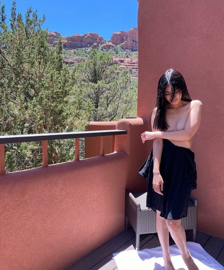 Aveline Liu ホットなスター 画像