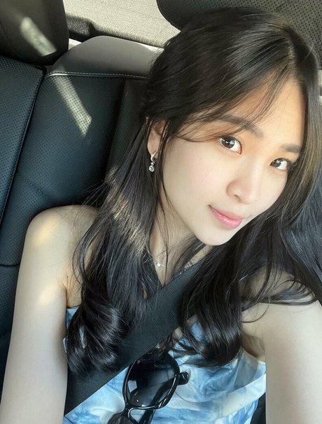 Aveline Liu ホットモデル アーカイブ