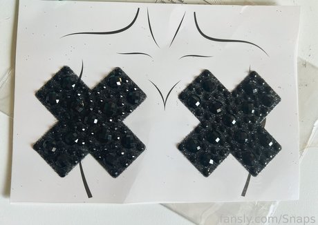 曲線美の女の子オンリーファンズ セクシーヌード 写真