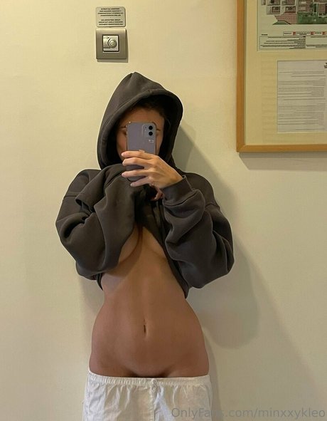 mialarelle 高品質のポルノスター 画像