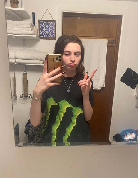 avieb4by ポルノスター 素敵 写真