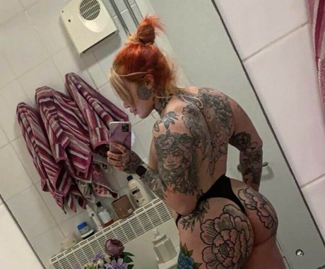 metalbubsxo 最高のモデル 写真