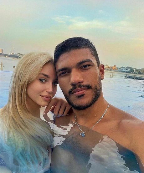 巨乳アマチュアオンリーファンズ ポルノ ギャラリー