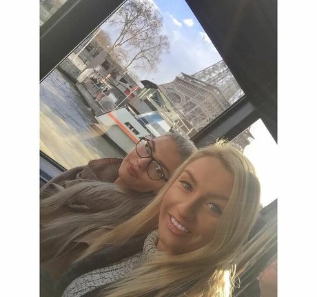 Angelica Sharpe トップスター ギャラリー