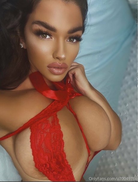 Angelica Sharpe ホットなポルノスター 画像