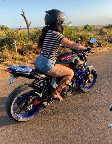 理想的なオンリーファンズ アート裸 アーカイブ