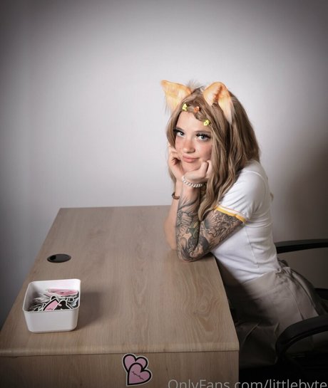 minxiybitez 裸モデル 画像