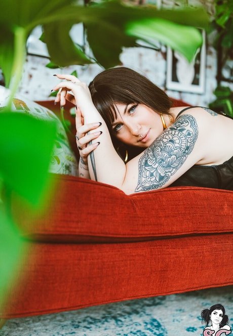 黒檀の熟女オンリーファンズ 無料裸 ギャラリー