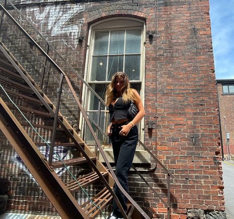 乳首オーガズム オンリーファンズ アート裸 ギャラリー