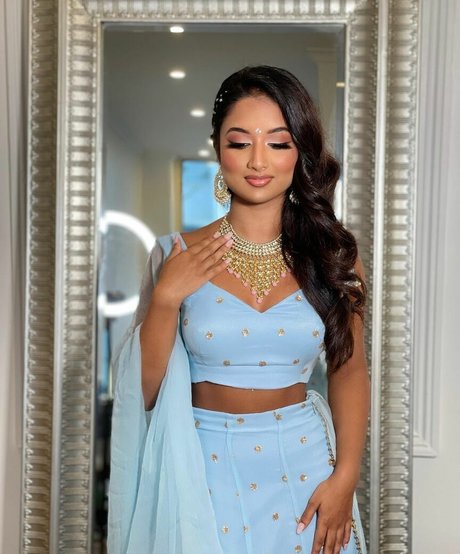 itsparvathik 限定モデル 画像