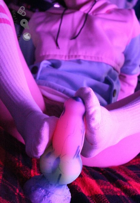 Kaiju Hentai エロティックモデル ギャラリー