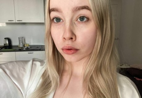 足 熟女 オンリーファンズ ホット裸 画像