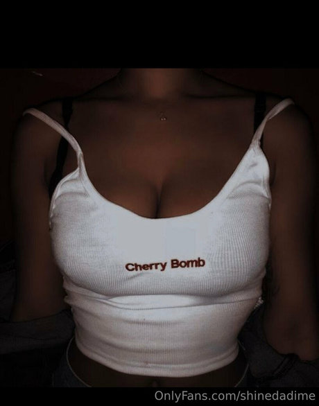 shinedadime ポルノスター エロティック 画像