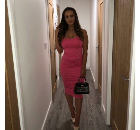 Aimee Stobbart 高品質女優 写真