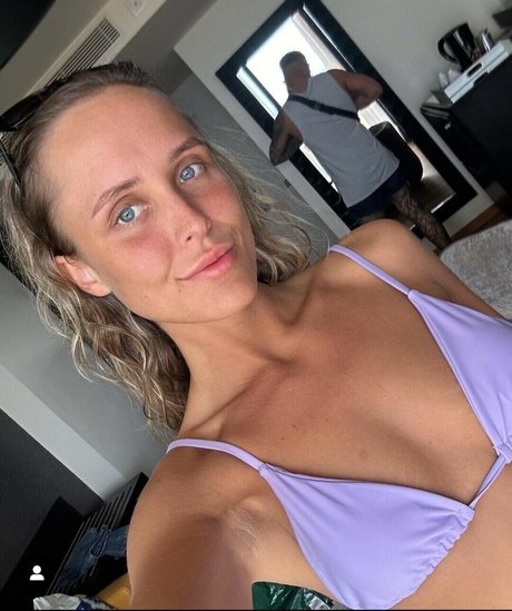 Lydia Foxx エロティックなポルノスター 写真