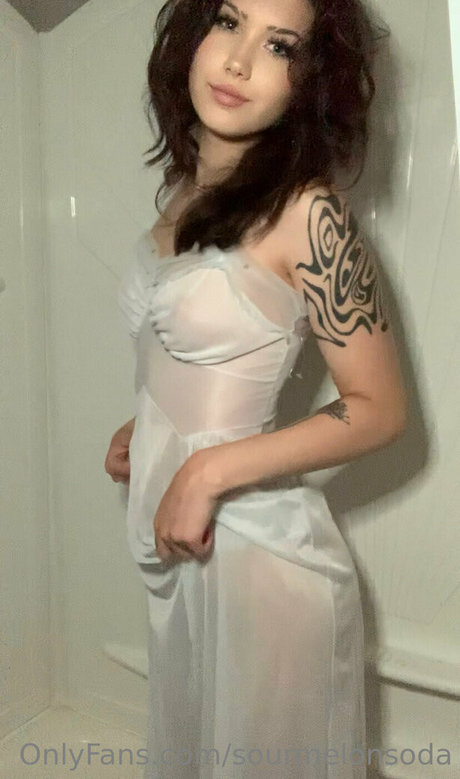 Sourmelonsoda ポルノスター 無料 ギャラリー