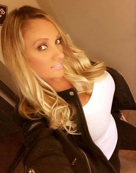 Jami Marie Akaport Barbie かわいいスター 写真