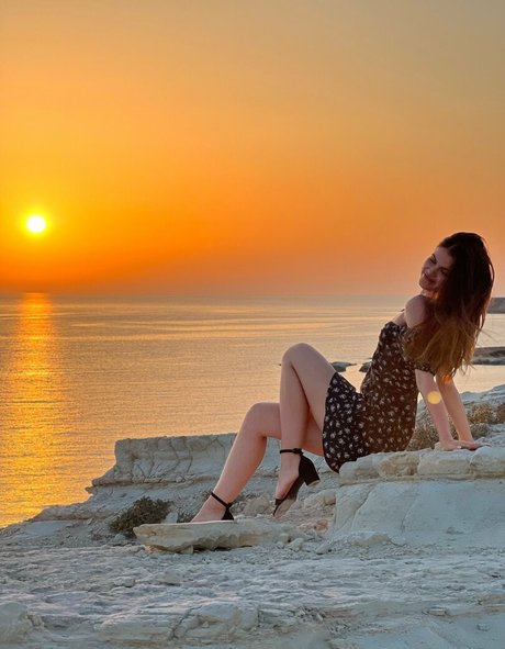 lanayasweet ポルノスター ヌード 画像