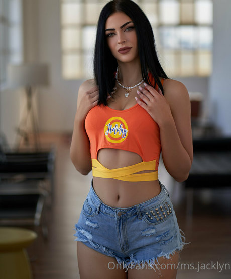 ms jacklyn 素敵なモデル 写真