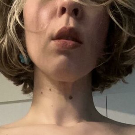 Hunny18Bunny18 ポルノスター 美しい 画像