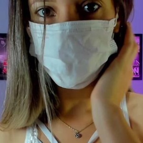 Nayara Stripper xxxモデル 画像