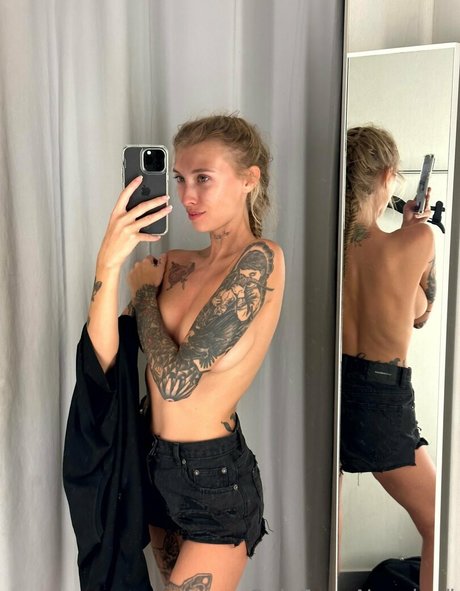 youliakyolner アダルト女優 画像