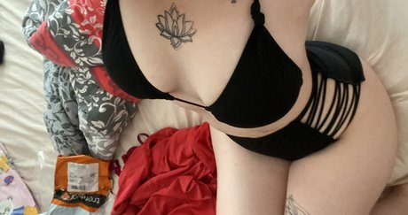 スペードのクイーン オンリーファンズ 無料xxx アーカイブ