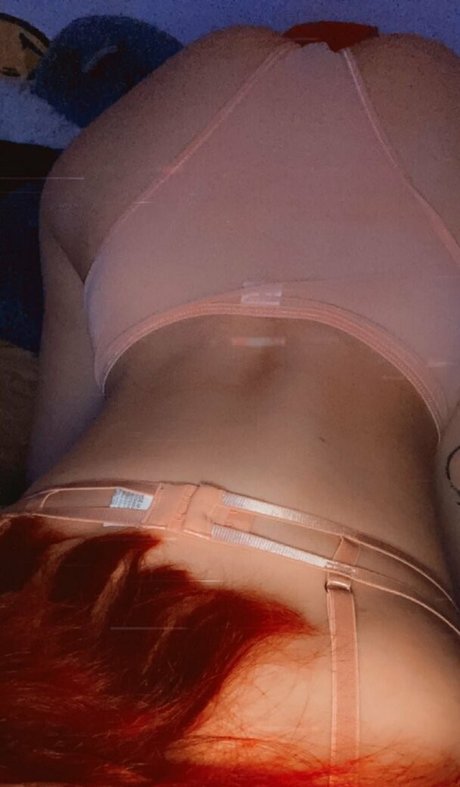 Katherine Means プロフィール写真