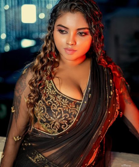 Elakkiya Rajendran プロフィール写真