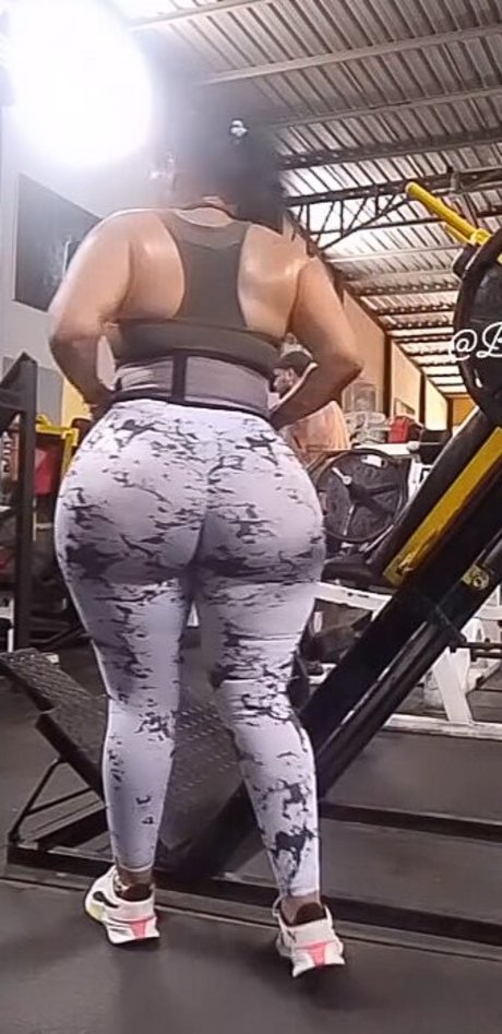 Bellisima 32 ヌード女優 写真