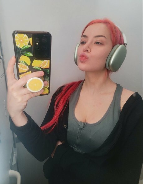 ItsLeslie ヌード女優 写真