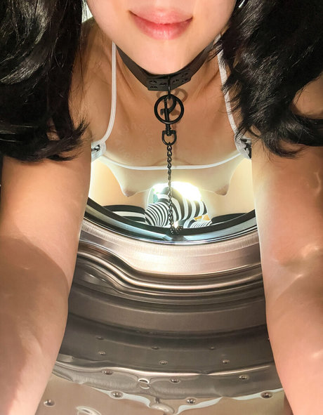 シャワー3P オンリーファンズ ホット裸 アーカイブ