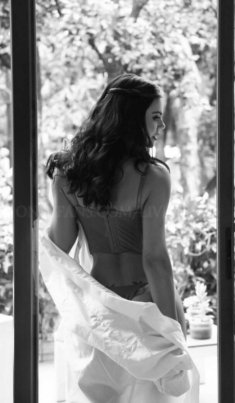 バスルームファックオンリーファンズ 美しいヌード アーカイブ