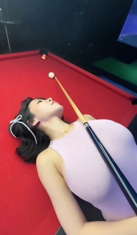 フラットオンリーファン ホットヌード 写真