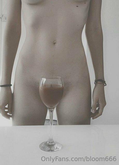 bloom666 トップモデル 写真