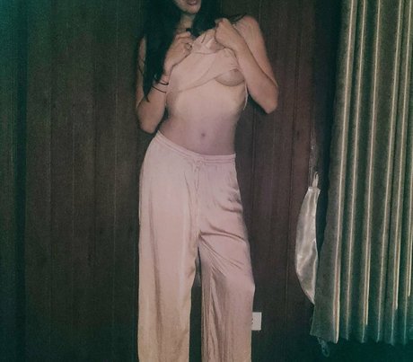 bloom666 セックスモデル 写真