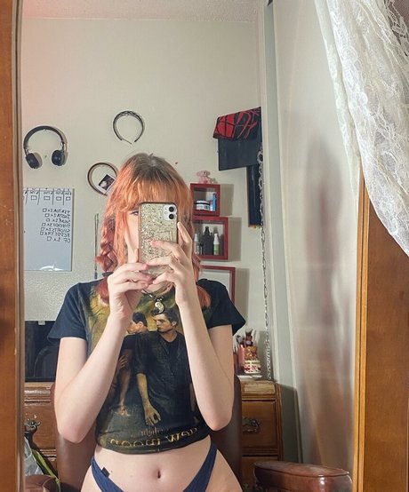 Tora Love ポルノモデル アーカイブ