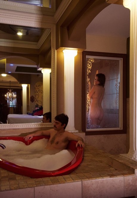 Margaret Bienert ポルノモデル 写真