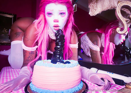 lowbotomy 無料モデル 写真