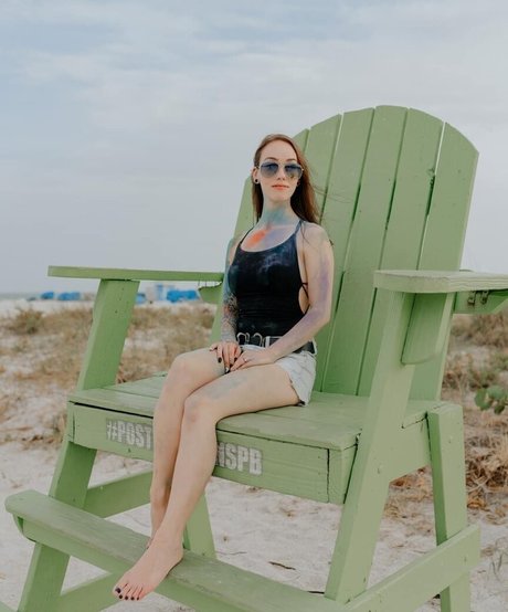 ワックスオンリーファン セクシーヌード ギャラリー