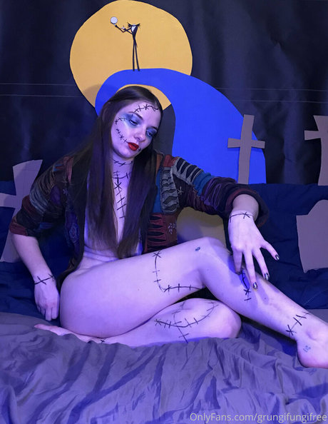 grungifungifree トップ女優 写真