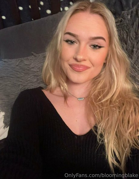 asmr 足 オンリーファンズ 無料裸 画像