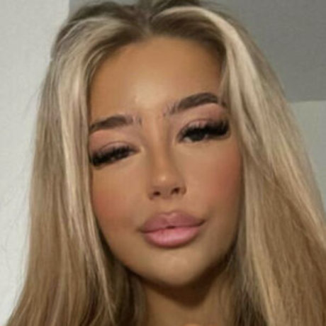 Ela Charlotte ポルノスター アーカイブ