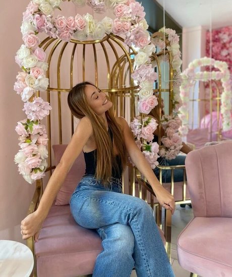 Raquel Mateo セックスポルノスター 写真