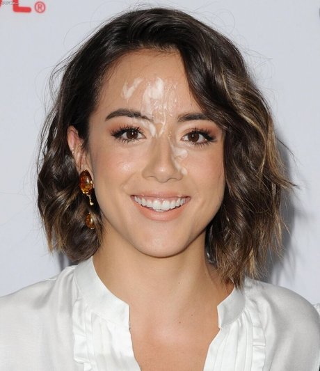 Chloe Bennet Deepfake HDスター 画像